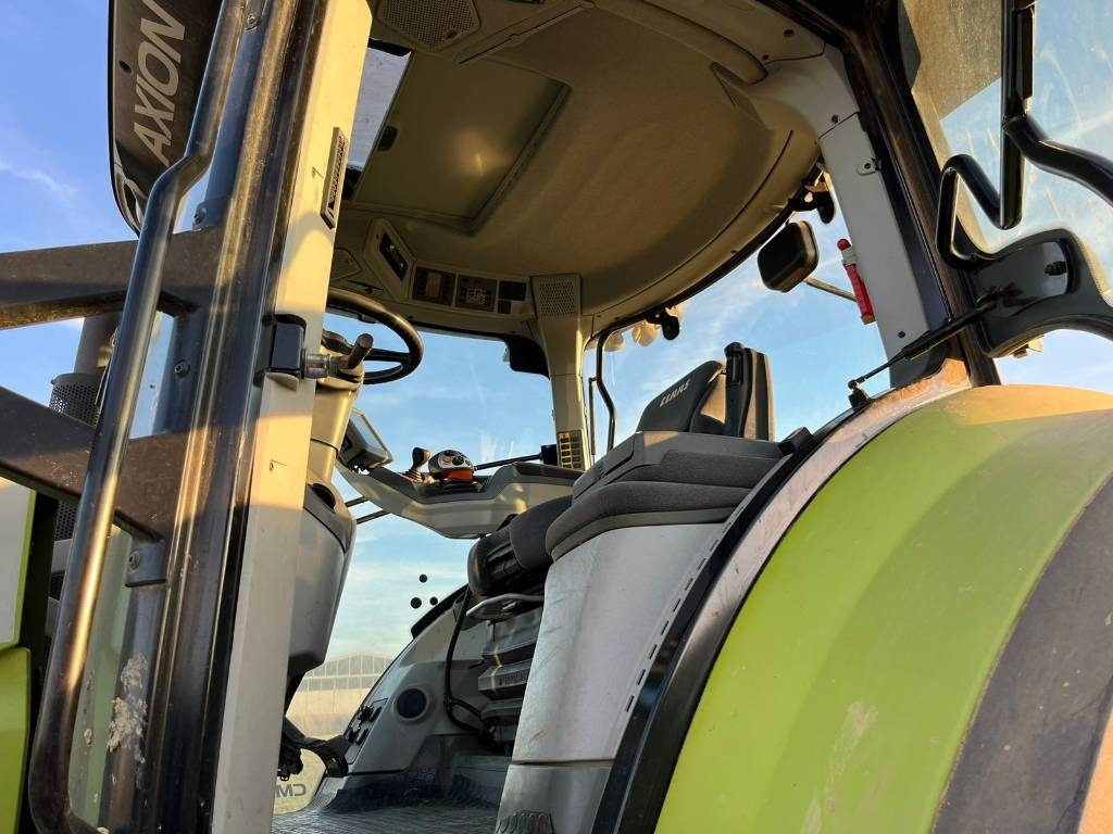 Claas Axion 870 Cmatic - جرار: صورة 4 Claas Axion 870 Cmatic - جرار: صورة 4