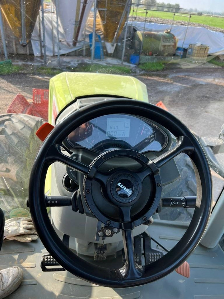 Claas Axion 930 - جرار: صورة 5 Claas Axion 930 - جرار: صورة 5