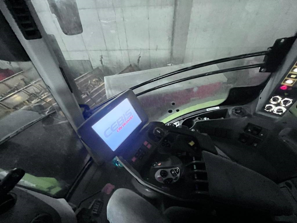 جرار Claas Axion 950 Cmatic: صورة 11