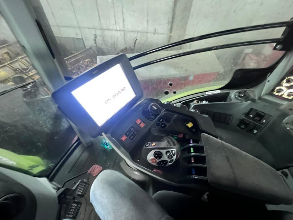 جرار Claas Axion 950 Cmatic: صورة 10