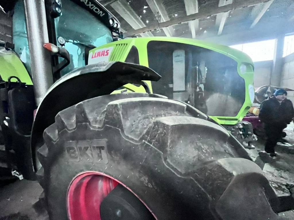 جرار Claas Axion 950 Cmatic: صورة 13