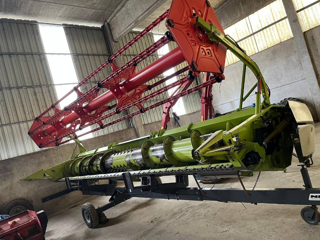 Claas CERIO 680 - مرفق الحصادة: صورة 1 Claas CERIO 680 - مرفق الحصادة: صورة 1