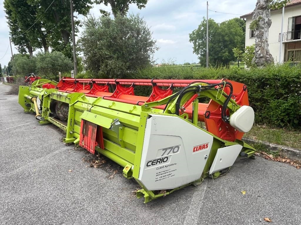 Claas CERIO 770 - مرفق الحصادة: صورة 2 Claas CERIO 770 - مرفق الحصادة: صورة 2