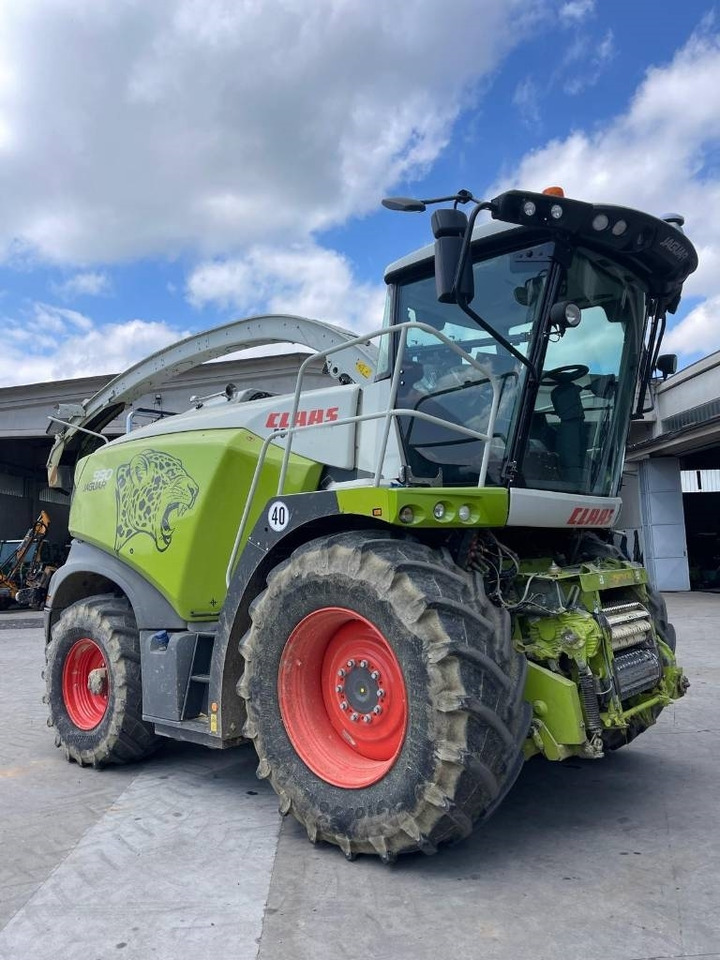 Claas Jaguar 990 - حصادة الأعلاف: صورة 1 Claas Jaguar 990 - حصادة الأعلاف: صورة 1