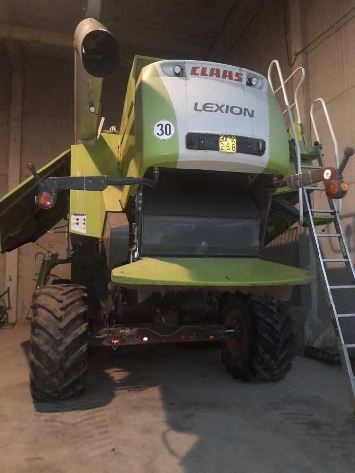 Claas LEXION 750 RISO - حصادة موحَّدة: صورة 5 Claas LEXION 750 RISO - حصادة موحَّدة: صورة 5