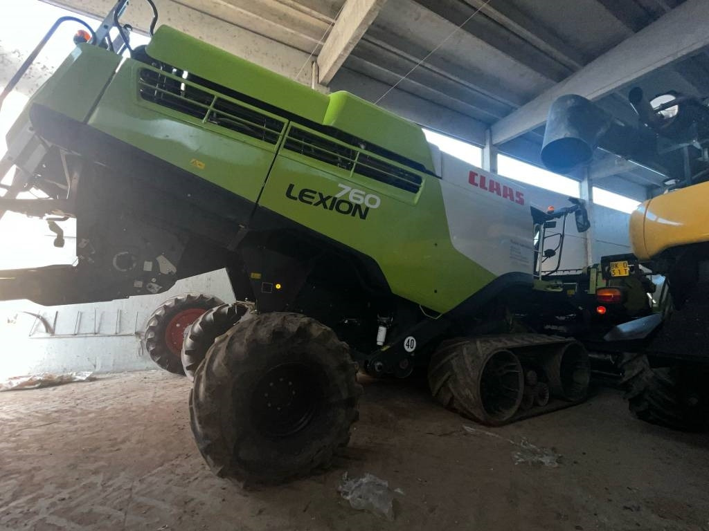 Claas LEXION 760 TT RISO - حصادة موحَّدة: صورة 1 Claas LEXION 760 TT RISO - حصادة موحَّدة: صورة 1