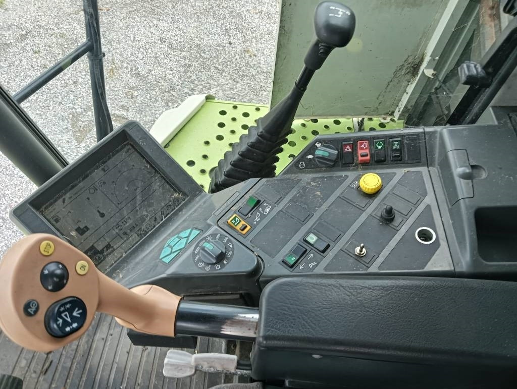 Claas Lexion 470 - حصادة موحَّدة: صورة 4 Claas Lexion 470 - حصادة موحَّدة: صورة 4