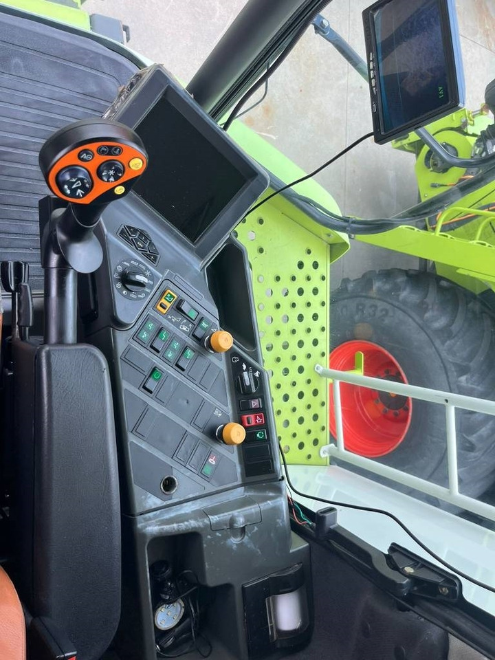 Claas Lexion 560 TT - حصادة موحَّدة: صورة 2 Claas Lexion 560 TT - حصادة موحَّدة: صورة 2