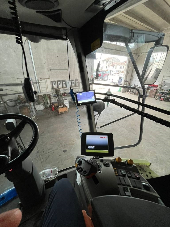 Claas Lexion 760 - حصادة موحَّدة: صورة 2 Claas Lexion 760 - حصادة موحَّدة: صورة 2