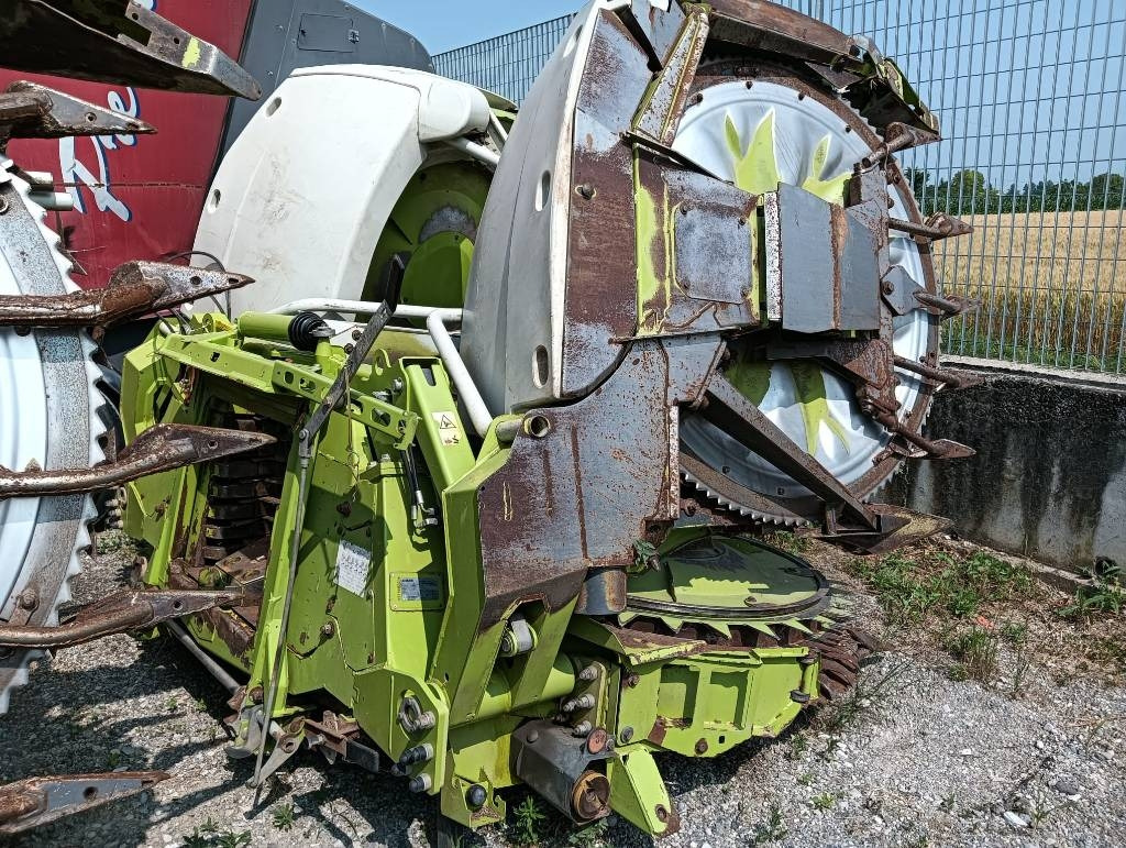 Claas Orbis 600 - معدات تيبيس التبن: صورة 1 Claas Orbis 600 - معدات تيبيس التبن: صورة 1