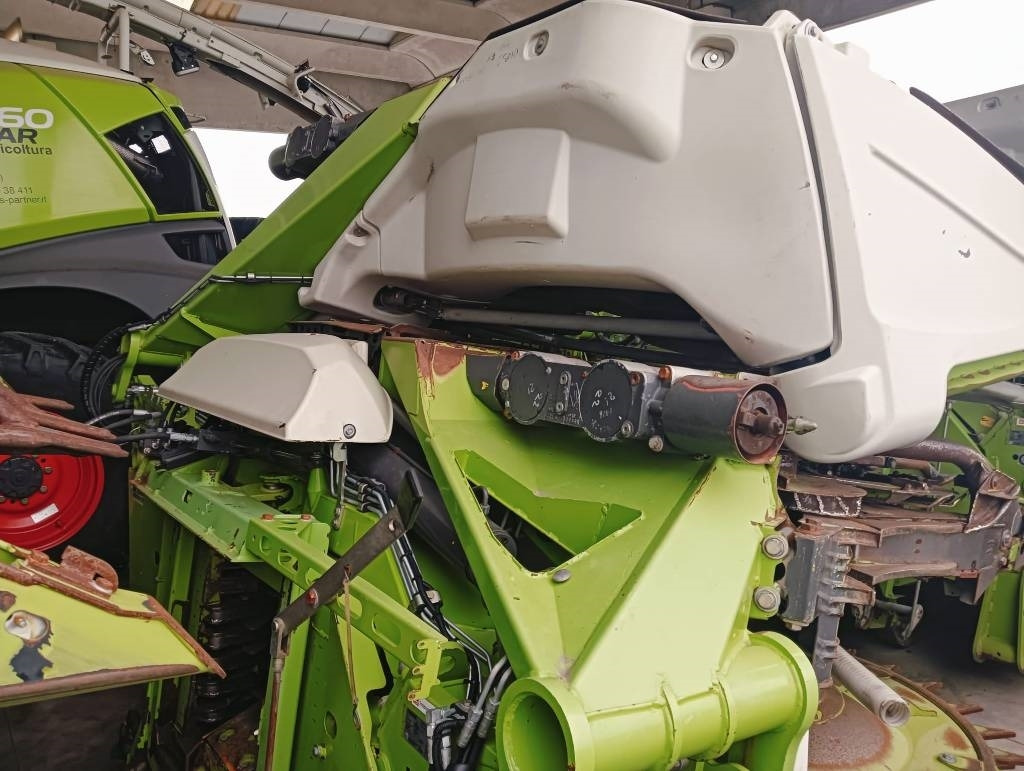 Claas Orbis 750 - معدات تيبيس التبن: صورة 4 Claas Orbis 750 - معدات تيبيس التبن: صورة 4