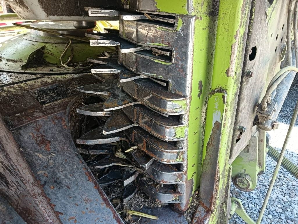 Claas Orbis 900 - حصادة الذرة: صورة 5 Claas Orbis 900 - حصادة الذرة: صورة 5