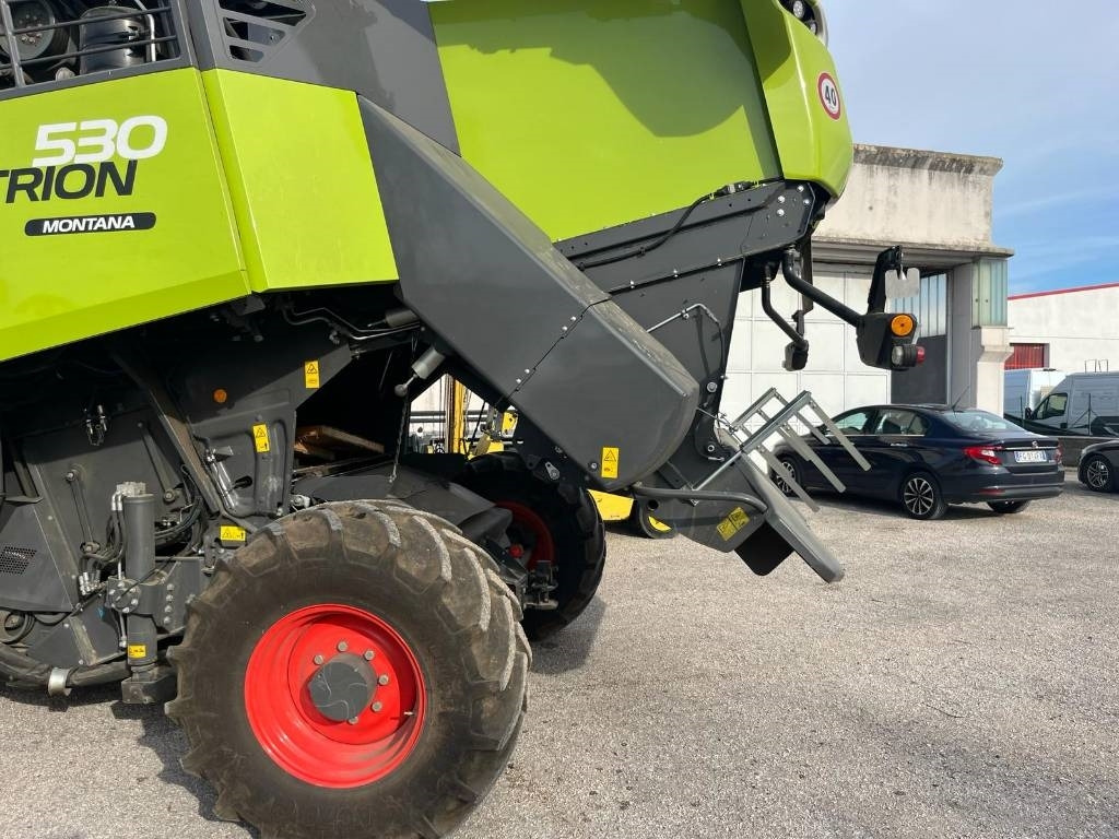 حصادة موحَّدة Claas TRION 530 MONTANA: صورة 6