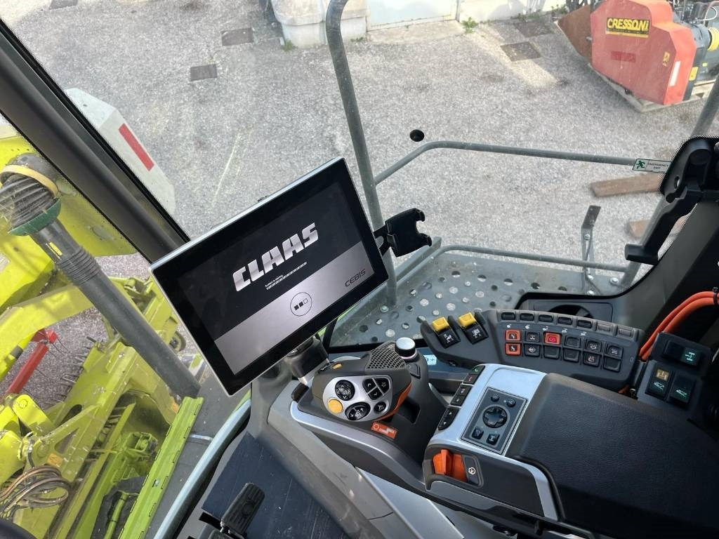 حصادة موحَّدة Claas TRION 530 MONTANA: صورة 13