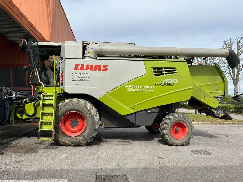 Claas Tucano 430 - حصادة موحَّدة: صورة 3 Claas Tucano 430 - حصادة موحَّدة: صورة 3