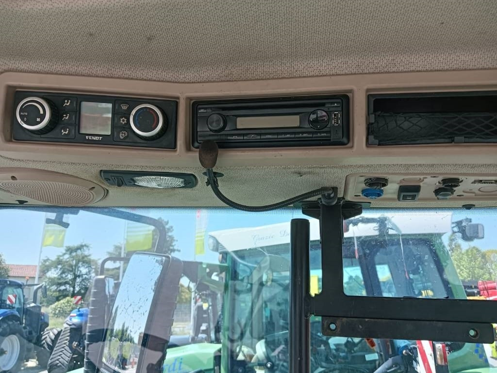 Fendt 718 Vario - جرار: صورة 3 Fendt 718 Vario - جرار: صورة 3