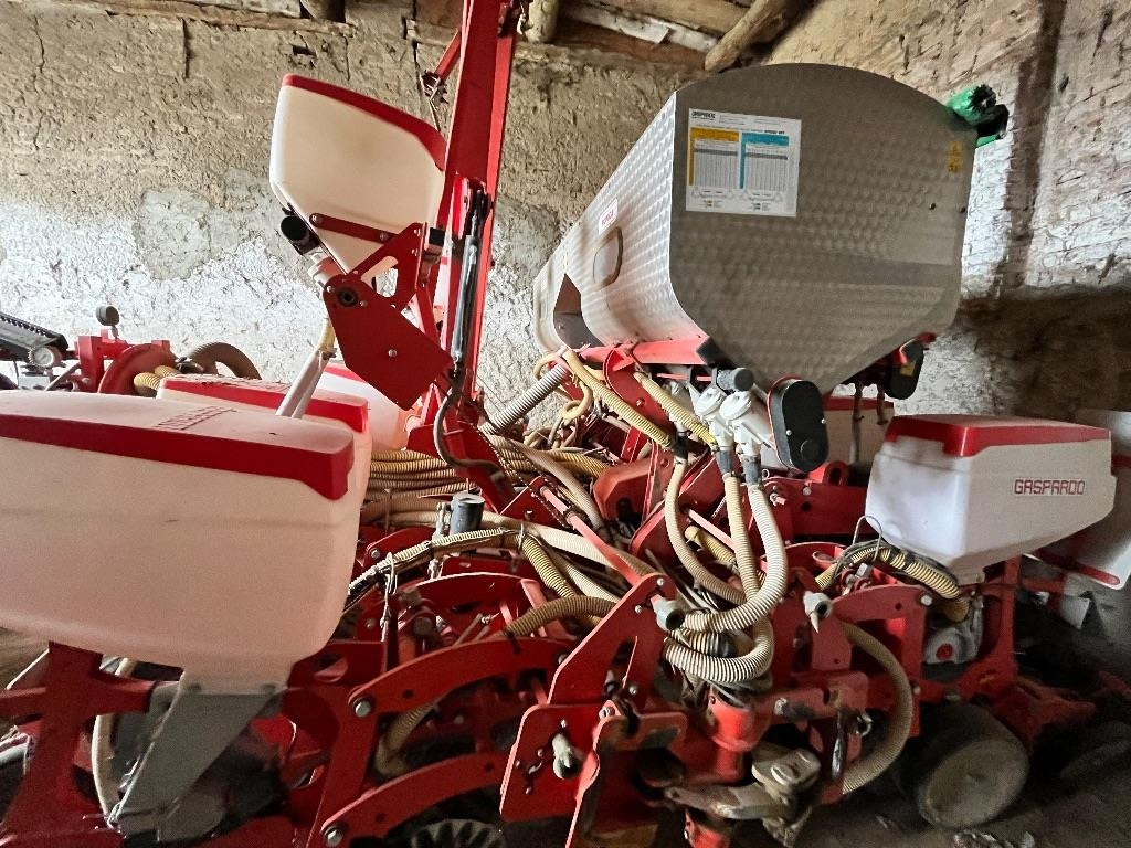 Gaspardo Renata - آلة نثر البذور الدقيقة: صورة 4 Gaspardo Renata - آلة نثر البذور الدقيقة: صورة 4