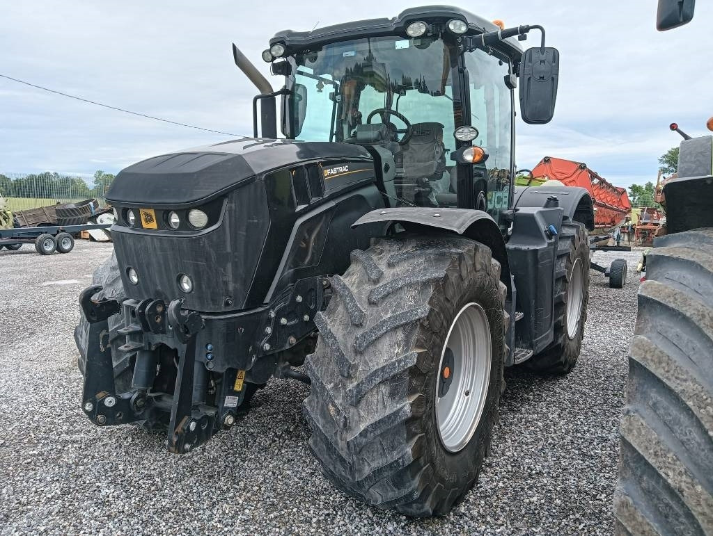 JCB Fastrac 4220 - جرار: صورة 3 JCB Fastrac 4220 - جرار: صورة 3