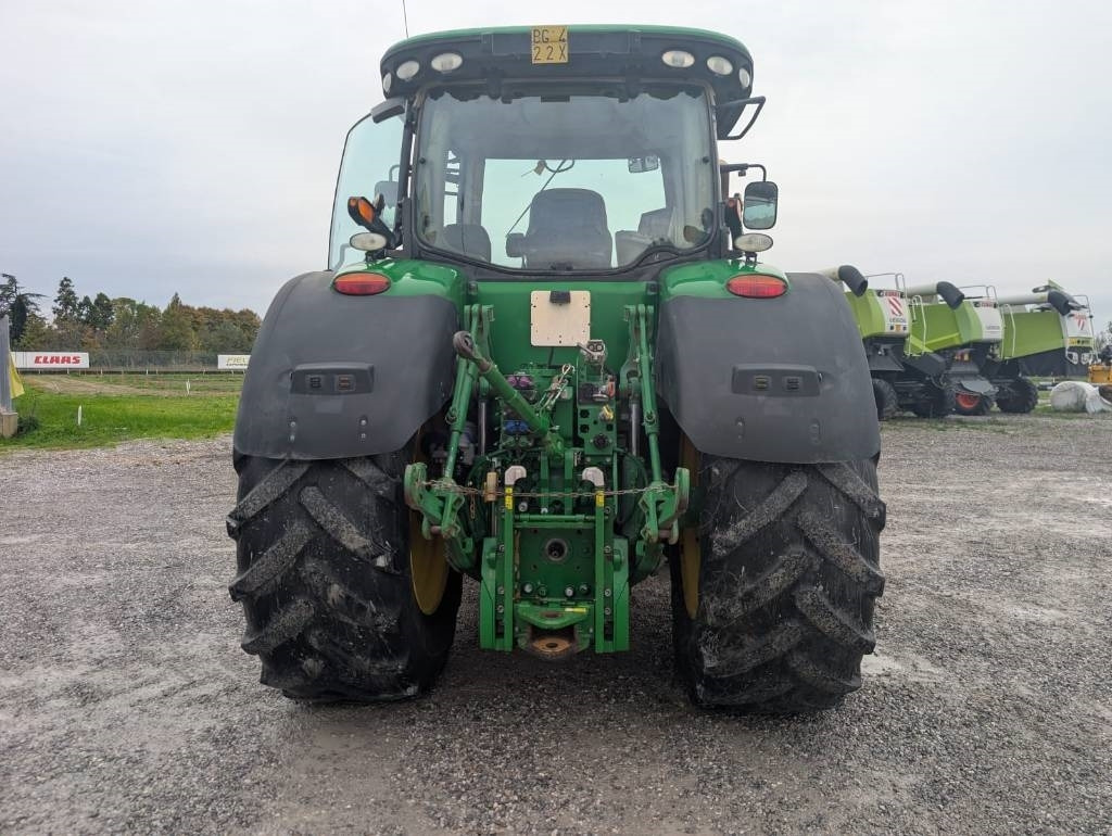 John Deere 7230 R - جرار: صورة 5 John Deere 7230 R - جرار: صورة 5