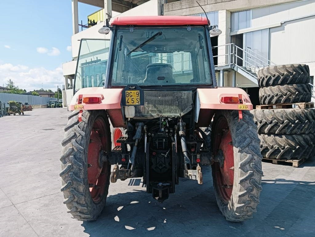 Kubota M 128 X - جرار: صورة 5 Kubota M 128 X - جرار: صورة 5
