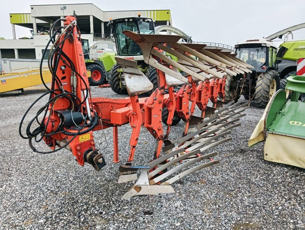 Kuhn Vari-Master 153 - محراث: صورة 1 Kuhn Vari-Master 153 - محراث: صورة 1