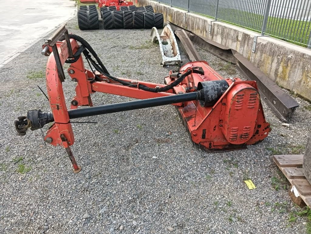 Maschio Giraffa 160 - التقطيع جزازة/ ماكينات قطع الحشائش: صورة 3 Maschio Giraffa 160 - التقطيع جزازة/ ماكينات قطع الحشائش: صورة 3