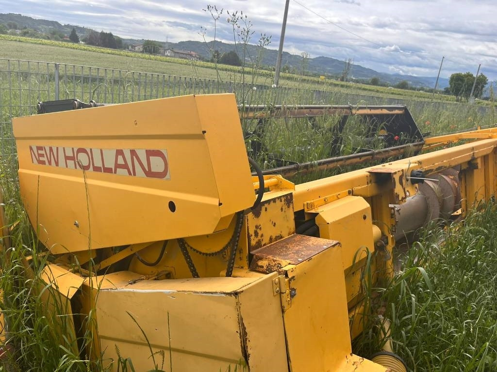 New Holland SOIA 4.4 - مرفق الحصادة: صورة 1 New Holland SOIA 4.4 - مرفق الحصادة: صورة 1