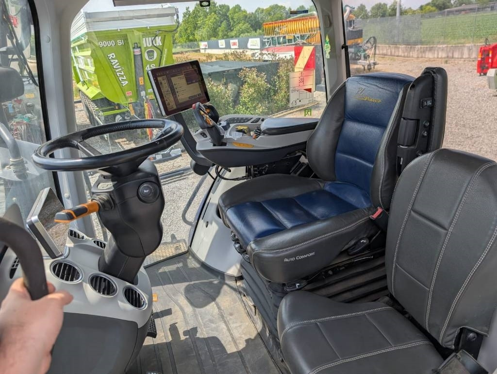 جرار New Holland T 8.435 SMART TRACK: صورة 11 جرار New Holland T 8.435 SMART TRACK: صورة 11