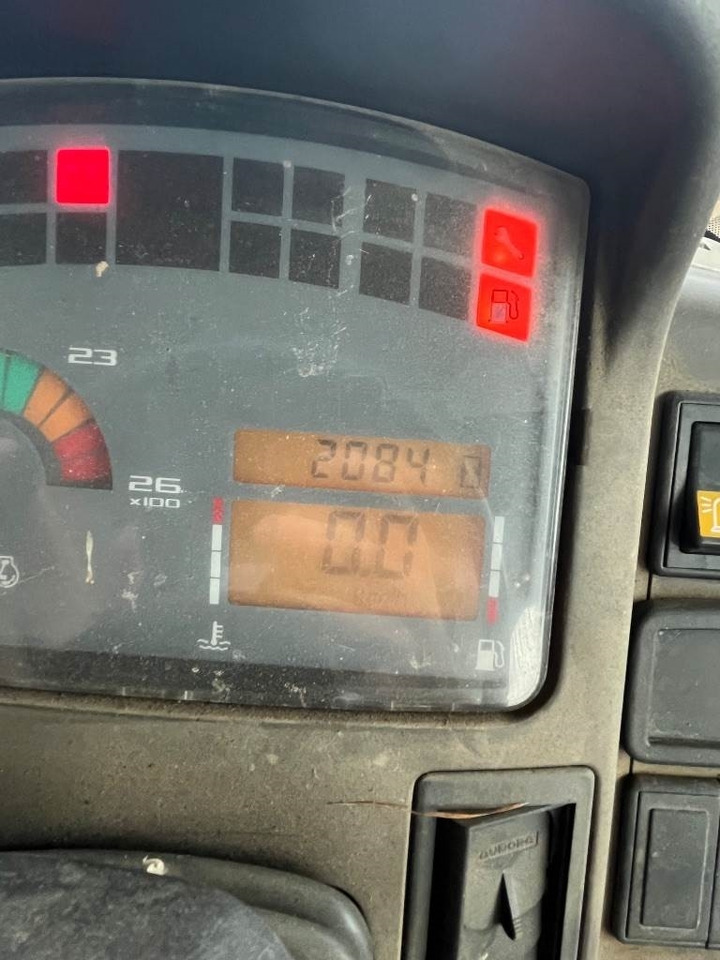 Renault Ares 640 RZ - جرار: صورة 3 Renault Ares 640 RZ - جرار: صورة 3