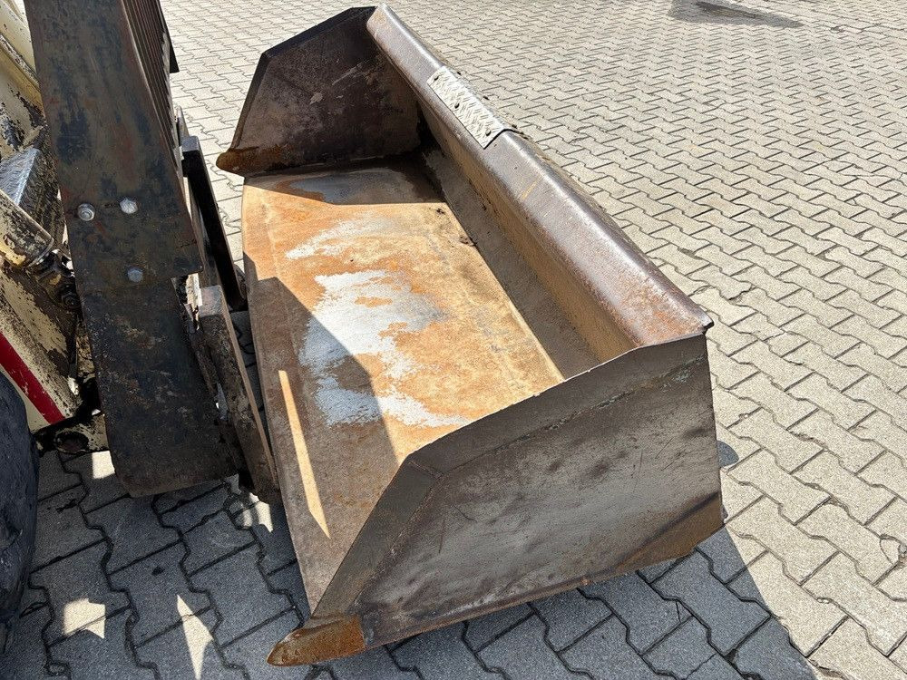 Bobcat 970 - شيول صغير: صورة 4 Bobcat 970 - شيول صغير: صورة 4