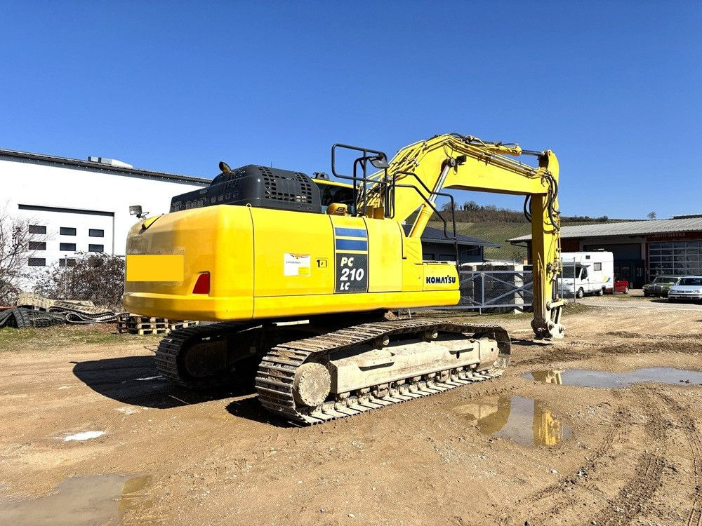 Komatsu PC210LC-11 - حفار زحاف: صورة 2 Komatsu PC210LC-11 - حفار زحاف: صورة 2