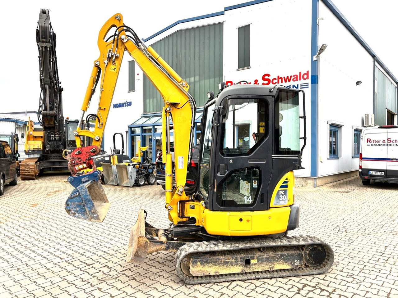 حفارة مُصَّغرة Komatsu PC30MR-3 mit Powertilt: صورة 1