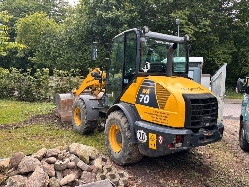 Komatsu WA70-7 - اللودر بعجل: صورة 2 Komatsu WA70-7 - اللودر بعجل: صورة 2