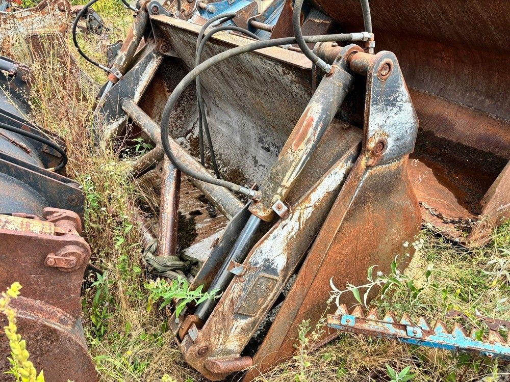 Schaufel 2,0-2,2 cbm Volvo/Komatsu - بكت شيول: صورة 3 Schaufel 2,0-2,2 cbm Volvo/Komatsu - بكت شيول: صورة 3