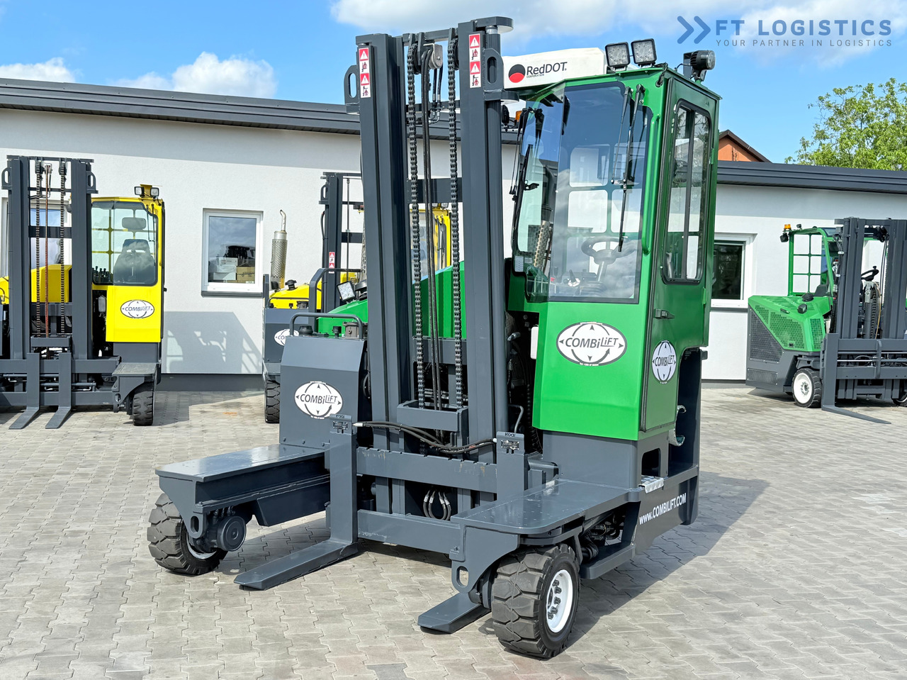 COMBILIFT C3500 / DUPLEX 4100MM / GAS / EXTENDABLE FORKS / CABIN / HEATING + AIR CONDITIONING / LIKE NEW - شاحنة مناولة بأربعة اتجاهات: صورة 2 COMBILIFT C3500 / DUPLEX 4100MM / GAS / EXTENDABLE FORKS / CABIN / HEATING + AIR CONDITIONING / LIKE NEW - شاحنة مناولة بأربعة اتجاهات: صورة 2