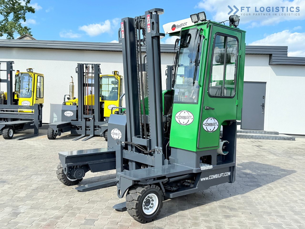 COMBILIFT C3500 / DUPLEX 4100MM / GAS / EXTENDABLE FORKS / CABIN / HEATING + AIR CONDITIONING / LIKE NEW - شاحنة مناولة بأربعة اتجاهات: صورة 1 COMBILIFT C3500 / DUPLEX 4100MM / GAS / EXTENDABLE FORKS / CABIN / HEATING + AIR CONDITIONING / LIKE NEW - شاحنة مناولة بأربعة اتجاهات: صورة 1