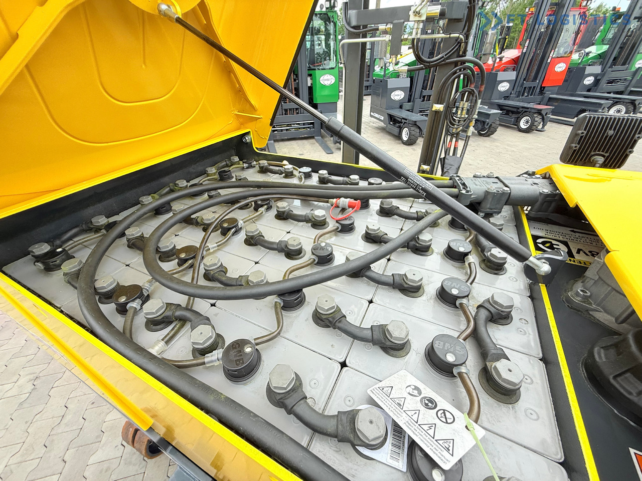 جديدة شاحنة مناولة بأربعة اتجاهات COMBILIFT MR / ELECTRIC / TRIPLEX – 6000MM / FULL FREE LIFT / WIDE POSITIONER / FORK SIDESHIFT / ONLY 1400 HOURS / LIKE NEW: صورة 36
