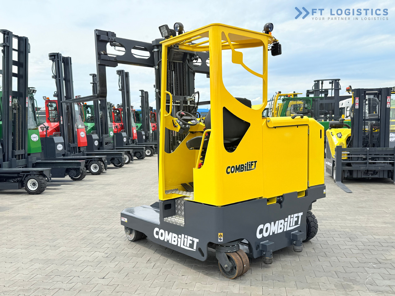 جديدة شاحنة مناولة بأربعة اتجاهات COMBILIFT MR / ELECTRIC / TRIPLEX – 6000MM / FULL FREE LIFT / WIDE POSITIONER / FORK SIDESHIFT / ONLY 1400 HOURS / LIKE NEW: صورة 28