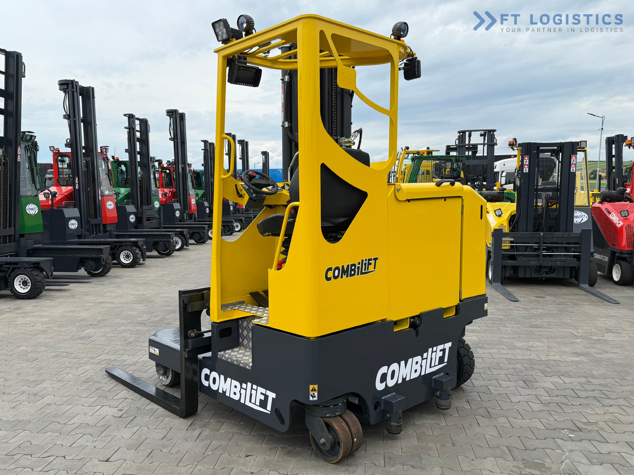 جديدة شاحنة مناولة بأربعة اتجاهات COMBILIFT MR / ELECTRIC / TRIPLEX – 6000MM / FULL FREE LIFT / WIDE POSITIONER / FORK SIDESHIFT / ONLY 1400 HOURS / LIKE NEW: صورة 9