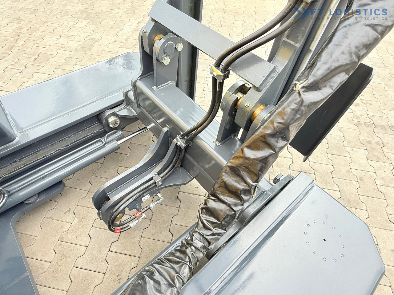 جديدة شاحنة مناولة بأربعة اتجاهات COMBILIFT MR / ELECTRIC / TRIPLEX – 6000MM / FULL FREE LIFT / WIDE POSITIONER / FORK SIDESHIFT / ONLY 1400 HOURS / LIKE NEW: صورة 42