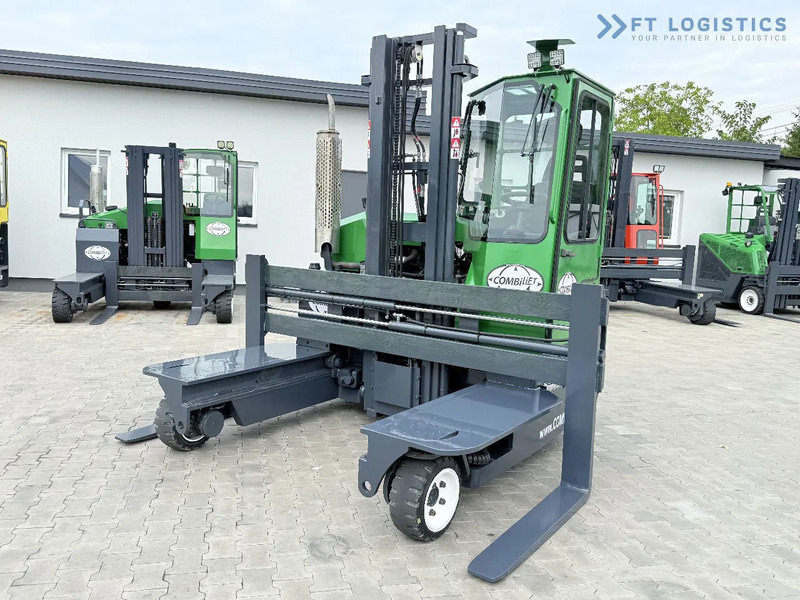 Combilift C3000 / DIESEL / DUPLEX - 4000MM / WIDE FORK POSITIONER 2700MM / FULL HEATED CABIN / ONLY 6905H / CONDITION - LIKE NEW! C3000 / - شاحنة مناولة بأربعة اتجاهات: صورة 3 Combilift C3000 / DIESEL / DUPLEX - 4000MM / WIDE FORK POSITIONER 2700MM / FULL HEATED CABIN / ONLY 6905H / CONDITION - LIKE NEW! C3000 / - شاحنة مناولة بأربعة اتجاهات: صورة 3
