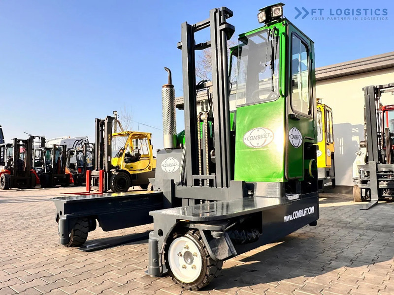 Combilift C3000 / DUPLEX / 4100MM / LPG / FREE LIFT / Like New C3000 / DUPLEX / 4100MM / LPG / FREE LIFT / Like New - شاحنة مناولة بأربعة اتجاهات: صورة 5 Combilift C3000 / DUPLEX / 4100MM / LPG / FREE LIFT / Like New C3000 / DUPLEX / 4100MM / LPG / FREE LIFT / Like New - شاحنة مناولة بأربعة اتجاهات: صورة 5