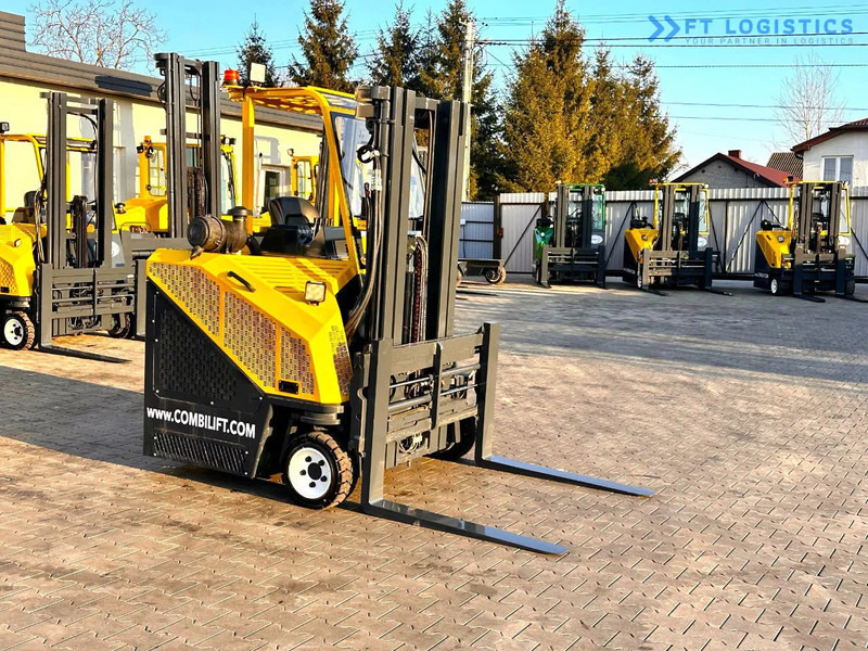 Combilift C3000CB / LPG / TRIPLEX - 4900MM / LPG / FREE LIFT / FORK POSITIONER C3000CB / LPG / TRIPLEX - 4900MM / LPG / FREE LIFT / FORK P - شاحنة مناولة بأربعة اتجاهات: صورة 5 Combilift C3000CB / LPG / TRIPLEX - 4900MM / LPG / FREE LIFT / FORK POSITIONER C3000CB / LPG / TRIPLEX - 4900MM / LPG / FREE LIFT / FORK P - شاحنة مناولة بأربعة اتجاهات: صورة 5