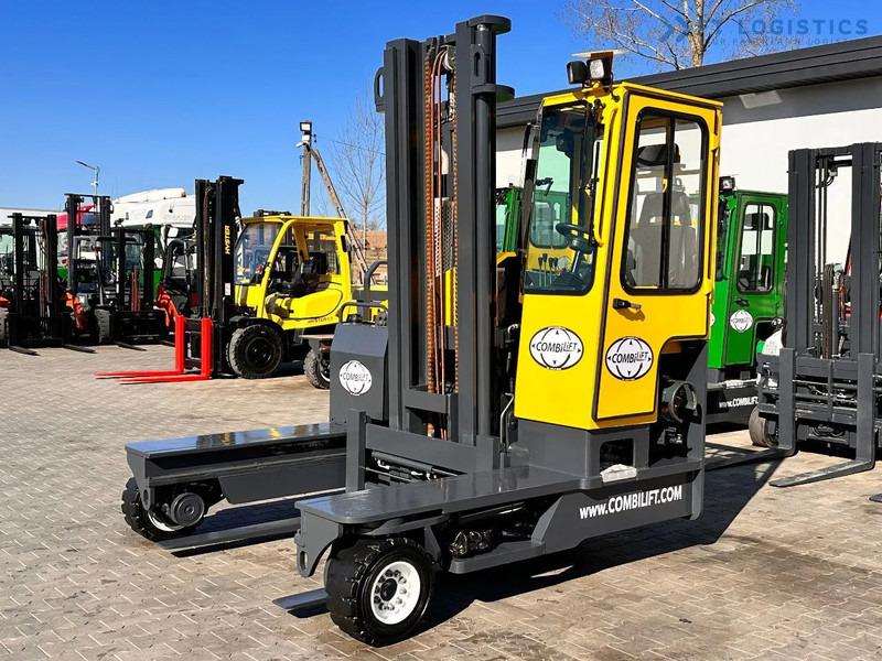 Combilift C4000 / LPG / DUPLEX / 4100MM / SCALE / SIDE SHIFT / LIKE NEW C4000 / LPG / DUPLEX / 4100MM / SCALE / SIDE SHIFT / LIKE NEW - شاحنة مناولة بأربعة اتجاهات: صورة 1 Combilift C4000 / LPG / DUPLEX / 4100MM / SCALE / SIDE SHIFT / LIKE NEW C4000 / LPG / DUPLEX / 4100MM / SCALE / SIDE SHIFT / LIKE NEW - شاحنة مناولة بأربعة اتجاهات: صورة 1