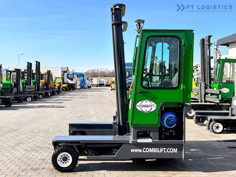 Combilift C4000 / LPG / DUPLEX / 4500MM / FREE LIFT / LIKE NEW C4000 / LPG / DUPLEX / 4500MM / FREE LIFT / LIKE NEW - شاحنة مناولة بأربعة اتجاهات: صورة 3 Combilift C4000 / LPG / DUPLEX / 4500MM / FREE LIFT / LIKE NEW C4000 / LPG / DUPLEX / 4500MM / FREE LIFT / LIKE NEW - شاحنة مناولة بأربعة اتجاهات: صورة 3