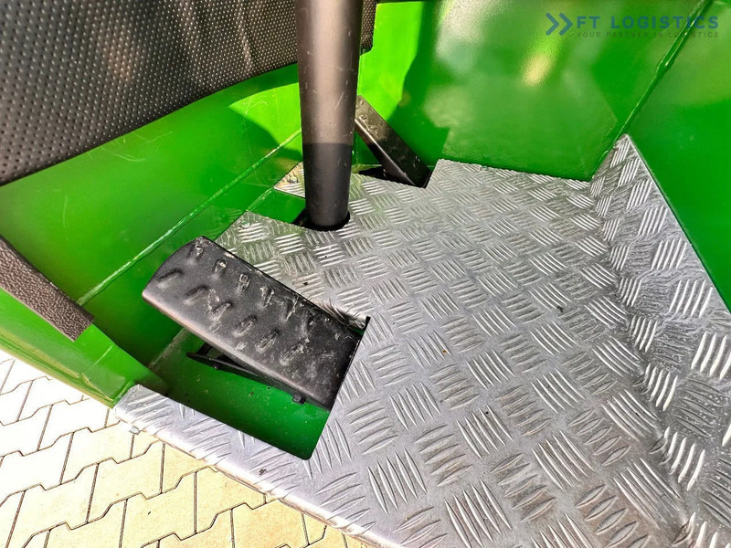 شاحنة مناولة بأربعة اتجاهات Combilift C4000 / TRIPLEX / 4900MM / LPG / FREE LIFT / FORK SHIFT / LIKE NEW C4000 / TRIPLEX / 4900MM / LPG / FREE LIFT / FORK SHIFT / LIK: صورة 19 شاحنة مناولة بأربعة اتجاهات Combilift C4000 / TRIPLEX / 4900MM / LPG / FREE LIFT / FORK SHIFT / LIKE NEW C4000 / TRIPLEX / 4900MM / LPG / FREE LIFT / FORK SHIFT / LIK: صورة 19