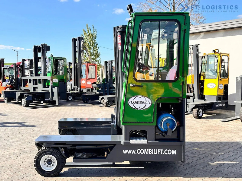 شاحنة مناولة بأربعة اتجاهات Combilift C4000 / TRIPLEX / 4900MM / LPG / FREE LIFT / FORK SHIFT / LIKE NEW C4000 / TRIPLEX / 4900MM / LPG / FREE LIFT / FORK SHIFT / LIK: صورة 10 شاحنة مناولة بأربعة اتجاهات Combilift C4000 / TRIPLEX / 4900MM / LPG / FREE LIFT / FORK SHIFT / LIKE NEW C4000 / TRIPLEX / 4900MM / LPG / FREE LIFT / FORK SHIFT / LIK: صورة 10
