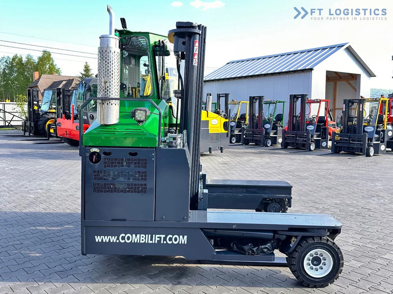 شاحنة مناولة بأربعة اتجاهات Combilift C4000 / TRIPLEX / 4900MM / LPG / FREE LIFT / FORK SHIFT / LIKE NEW C4000 / TRIPLEX / 4900MM / LPG / FREE LIFT / FORK SHIFT / LIK: صورة 6 شاحنة مناولة بأربعة اتجاهات Combilift C4000 / TRIPLEX / 4900MM / LPG / FREE LIFT / FORK SHIFT / LIKE NEW C4000 / TRIPLEX / 4900MM / LPG / FREE LIFT / FORK SHIFT / LIK: صورة 6