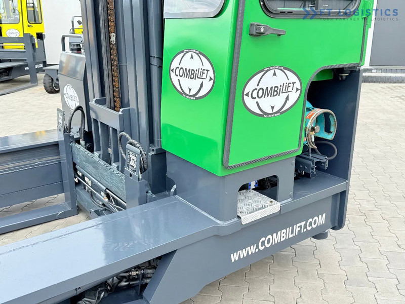 Combilift C4000 / TRIPLEX / 9300MM / FREE LIFT / POSITIONER / GAS / CABIN C4000 / TRIPLEX / 9300MM / FREE LIFT / POSITIONER / GAS / CABIN - شاحنة مناولة بأربعة اتجاهات: صورة 4 Combilift C4000 / TRIPLEX / 9300MM / FREE LIFT / POSITIONER / GAS / CABIN C4000 / TRIPLEX / 9300MM / FREE LIFT / POSITIONER / GAS / CABIN - شاحنة مناولة بأربعة اتجاهات: صورة 4