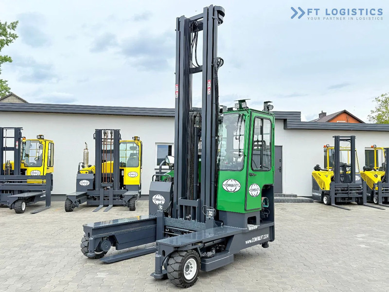 Combilift C4000 / TRIPLEX / 9300MM / FREE LIFT / POSITIONER / GAS / CABIN C4000 / TRIPLEX / 9300MM / FREE LIFT / POSITIONER / GAS / CABIN - شاحنة مناولة بأربعة اتجاهات: صورة 1 Combilift C4000 / TRIPLEX / 9300MM / FREE LIFT / POSITIONER / GAS / CABIN C4000 / TRIPLEX / 9300MM / FREE LIFT / POSITIONER / GAS / CABIN - شاحنة مناولة بأربعة اتجاهات: صورة 1